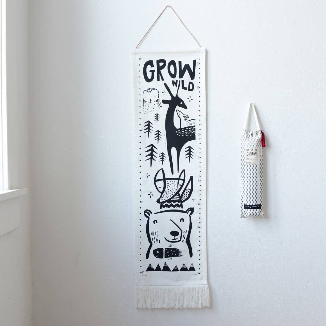 Canvas Growth Chart - Woodland - Gift & Gather