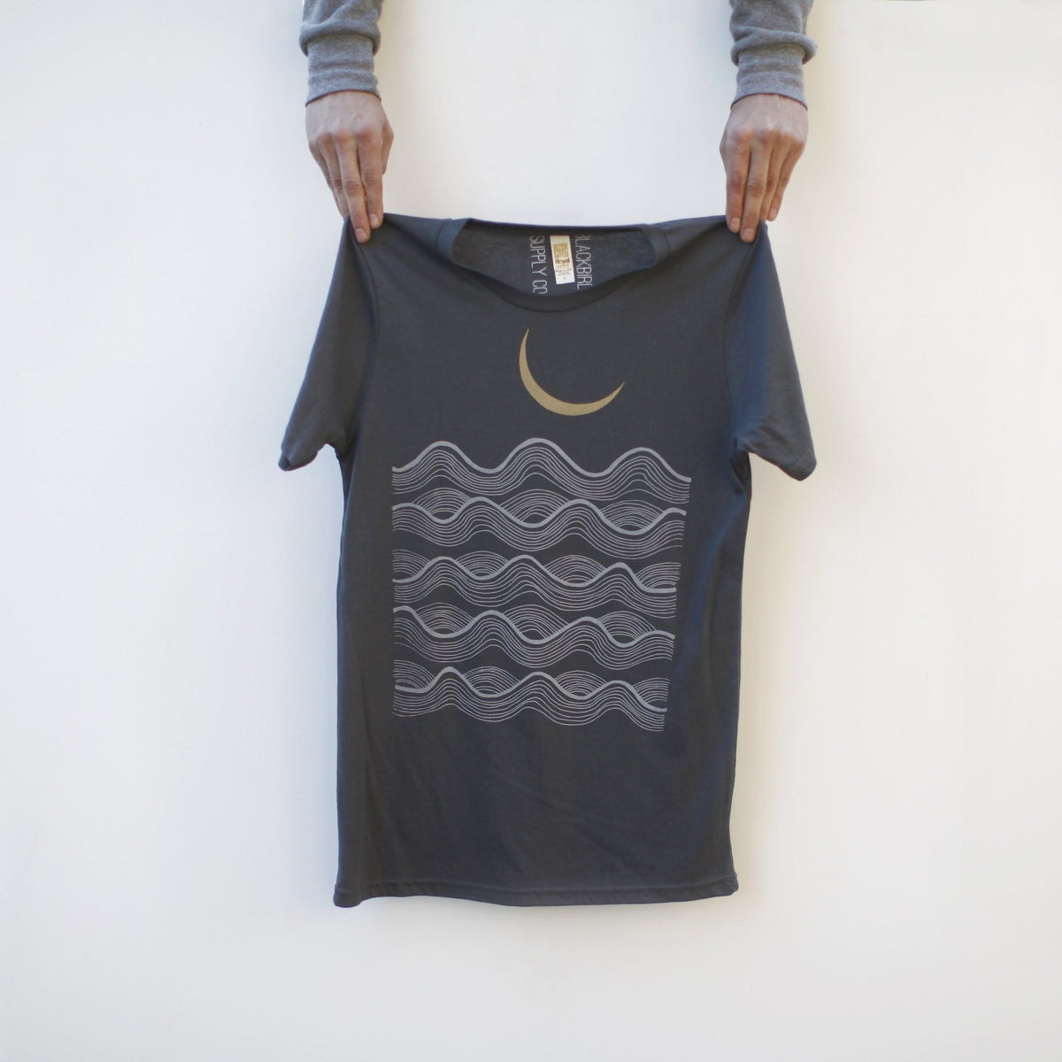 Women's Tee - Full Fathoms Moon & Ocean Waves - Asphalt Gray - Gift & Gather